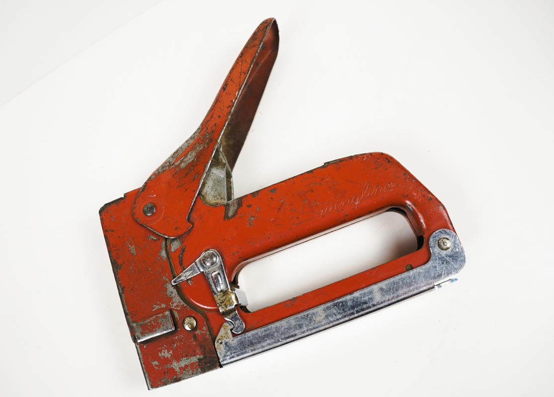 Vintage Red Swingline Heavy Duty Staple Gun Tacker #800