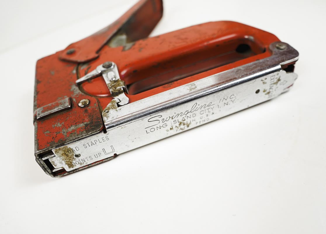 Vintage Red Swingline Heavy Duty Staple Gun Tacker #800
