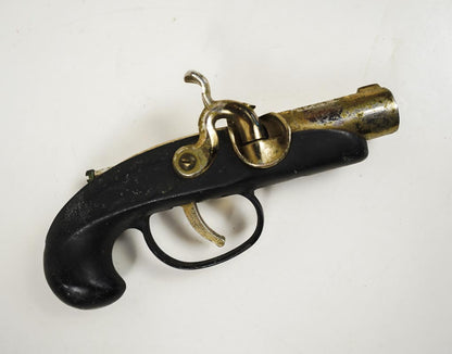 1960'S Flintlock Pistol Shaped Cigarette Lighter 5.75in Black & Gold