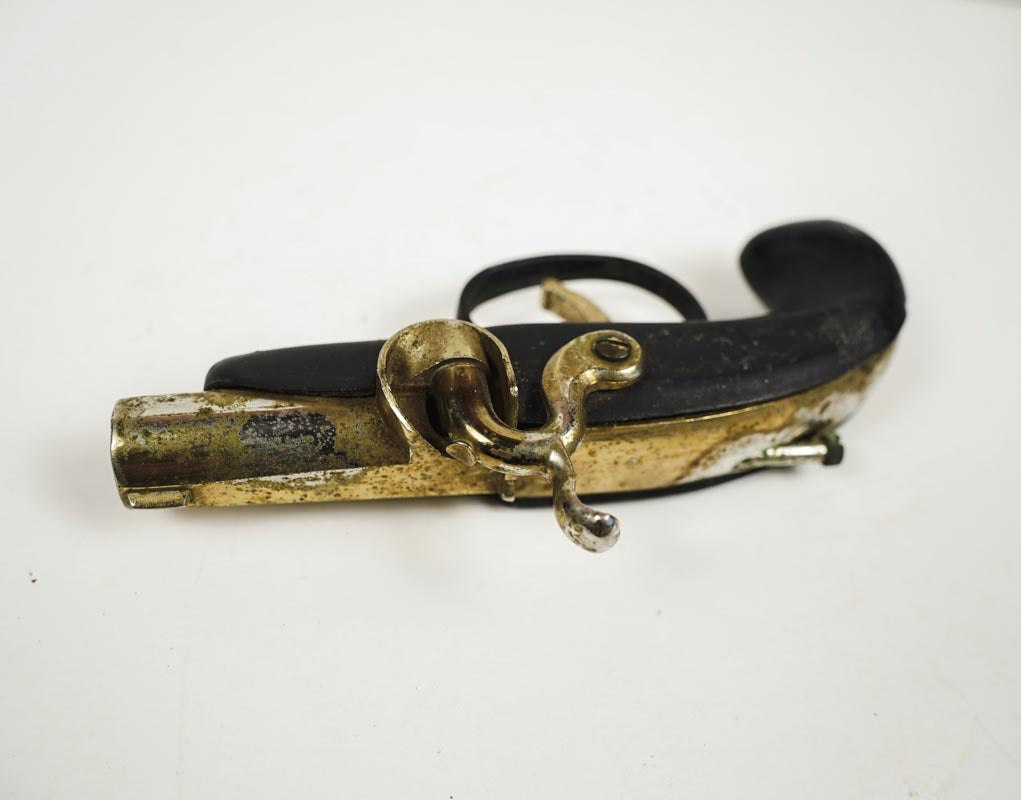 1960'S Flintlock Pistol Shaped Cigarette Lighter 5.75in Black & Gold