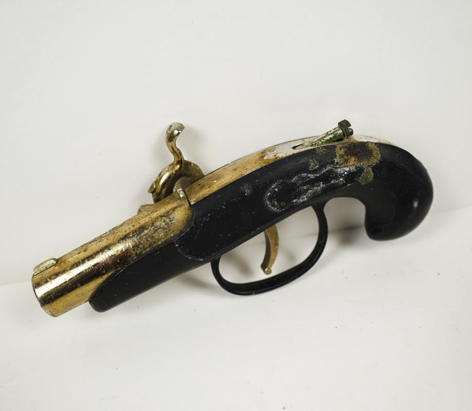 1960'S Flintlock Pistol Shaped Cigarette Lighter 5.75in Black & Gold